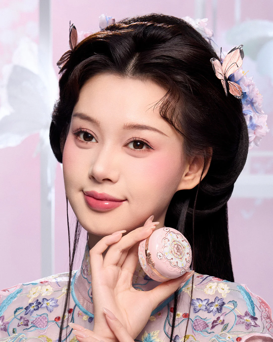 Butterfly Cloud Collar Rouge Box Highlighting & Blush Duo Powder - Image 27