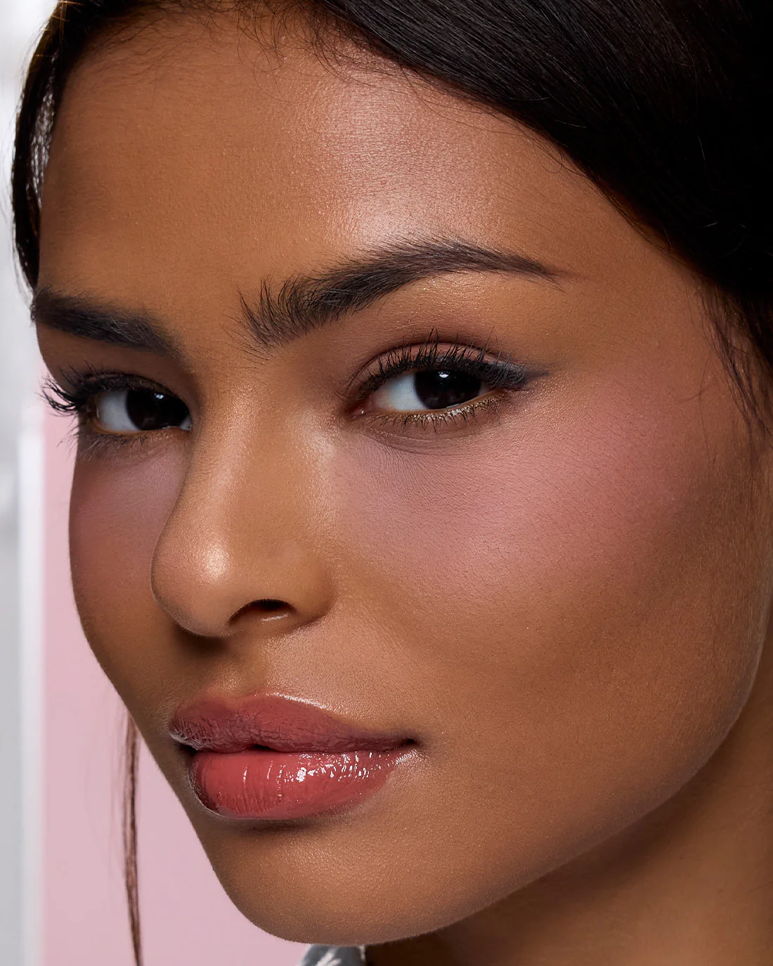 Butterfly Cloud Collar Rouge Box Highlighting & Blush Duo Powder - Image 36
